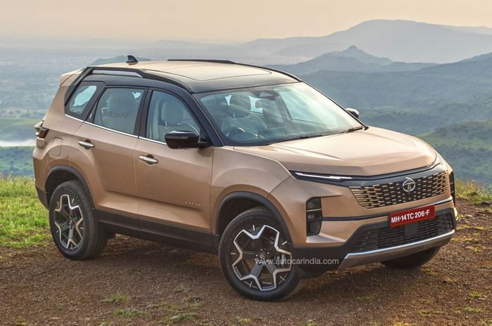 Top 10 most fuel efficient diesel midsize SUVs under Rs 30 lakh